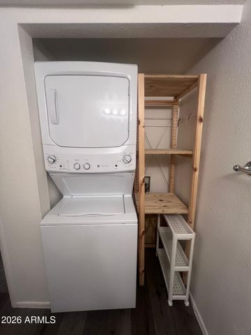 461 W HOLMES Avenue 350, Mesa, AZ 85210