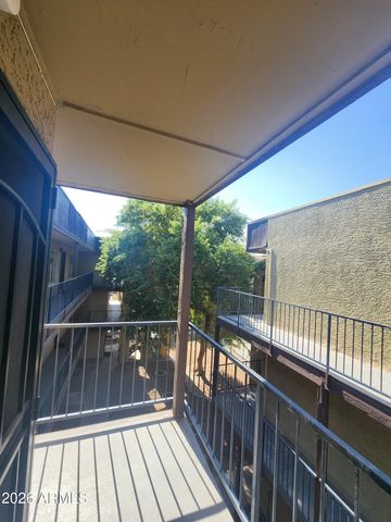 461 W HOLMES Avenue 350, Mesa, AZ 85210
