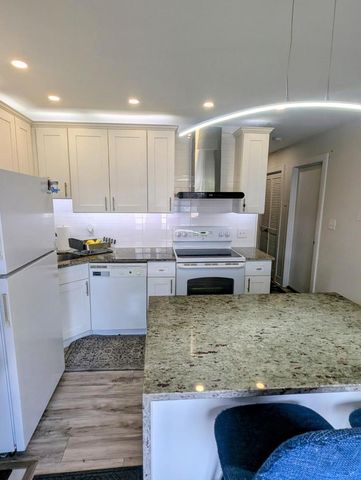 7939 W Belmont Avenue 1A, Elmwood Park, IL 60707