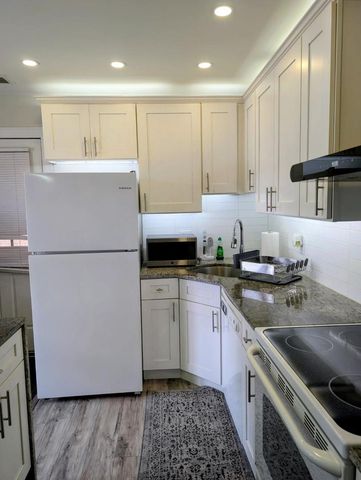 7939 W Belmont Avenue 1A, Elmwood Park, IL 60707