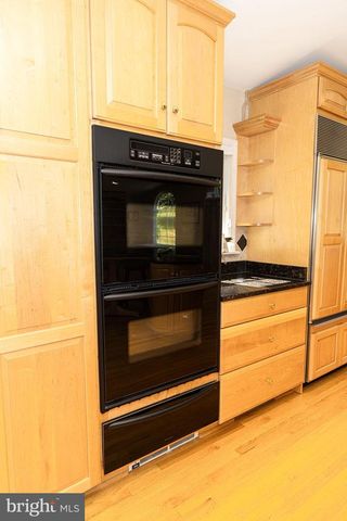 4402 MEADOWCLIFF RD, Glen Arm, MD 21057