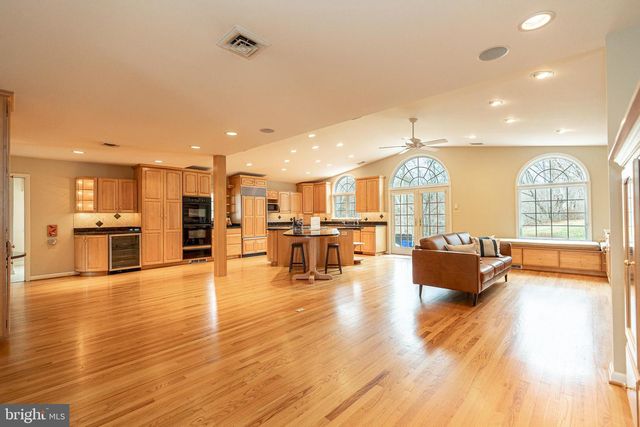 4402 MEADOWCLIFF RD, Glen Arm, MD 21057