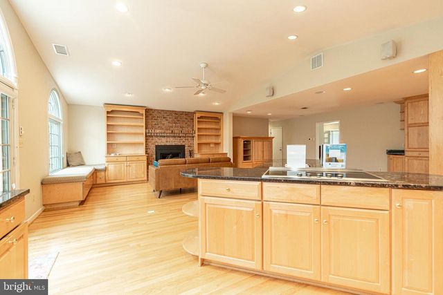 4402 MEADOWCLIFF RD, Glen Arm, MD 21057