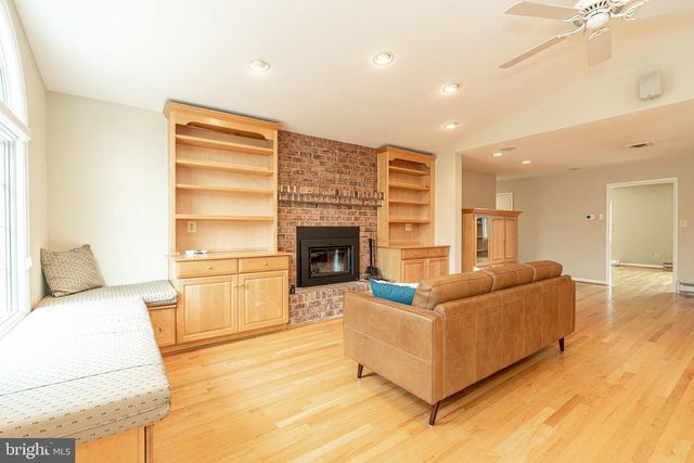 4402 MEADOWCLIFF RD, Glen Arm, MD 21057