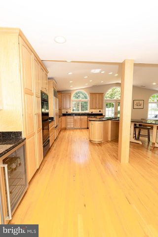 4402 MEADOWCLIFF RD, Glen Arm, MD 21057