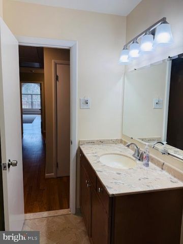 4402 MEADOWCLIFF RD, Glen Arm, MD 21057