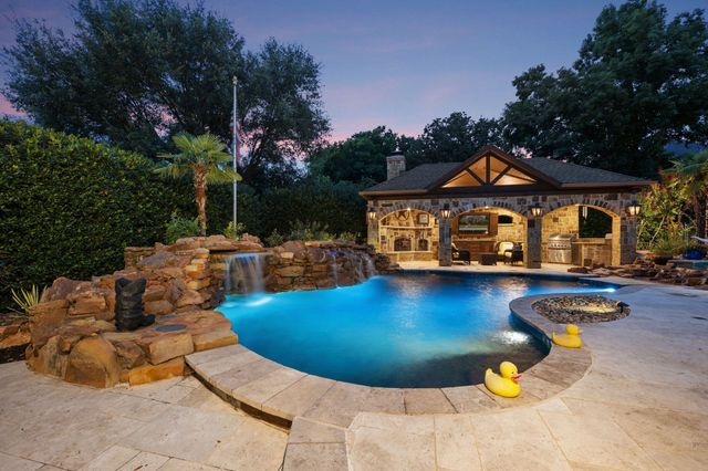 400 Indian Paintbrush Way, Southlake, TX 76092