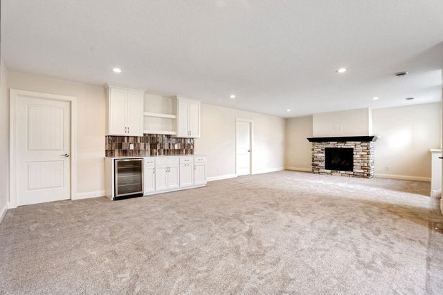 2931 Trinity Drive, Shakopee, MN 55379