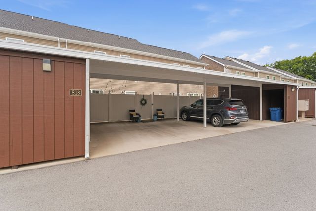 818 General Westmoreland Ct, Murfreesboro, TN 37129