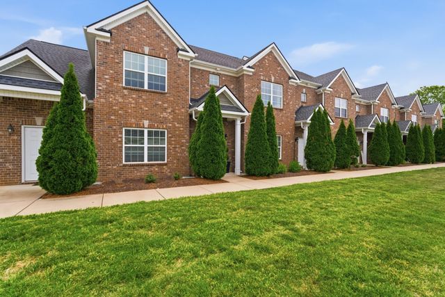 818 General Westmoreland Ct, Murfreesboro, TN 37129