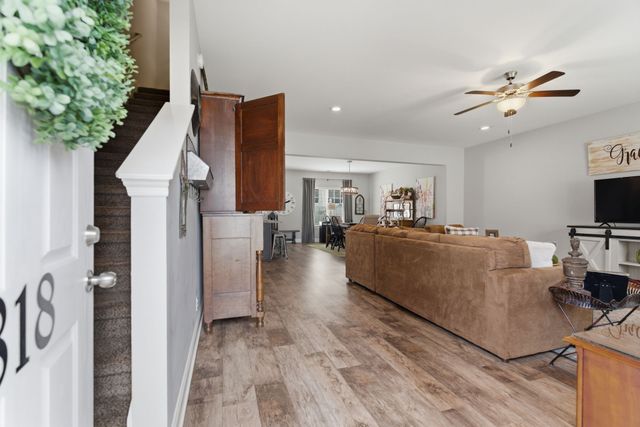 818 General Westmoreland Ct, Murfreesboro, TN 37129