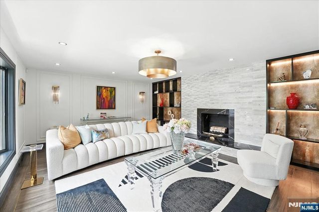984 Soldier Hill Road, Emerson, NJ 07630