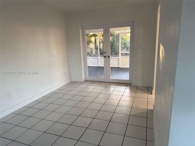 15860 SW 102 PL, Miami, FL 33157