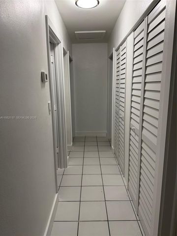 15860 SW 102 PL, Miami, FL 33157