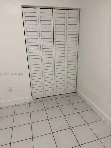 15860 SW 102 PL, Miami, FL 33157