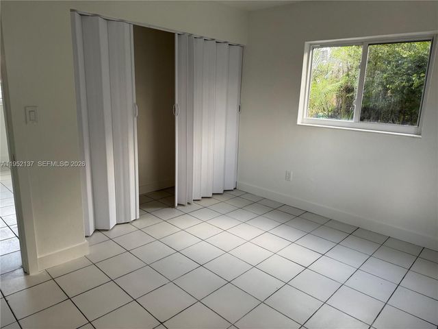 15860 SW 102 PL, Miami, FL 33157