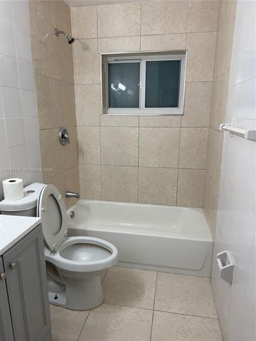 15860 SW 102 PL, Miami, FL 33157