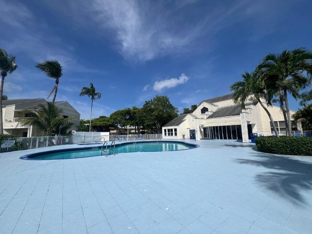 3405 NW 44th Street 105, Lauderdale Lakes, FL 33309