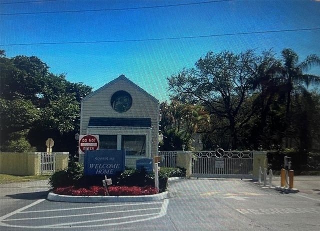 3405 NW 44th Street 105, Lauderdale Lakes, FL 33309