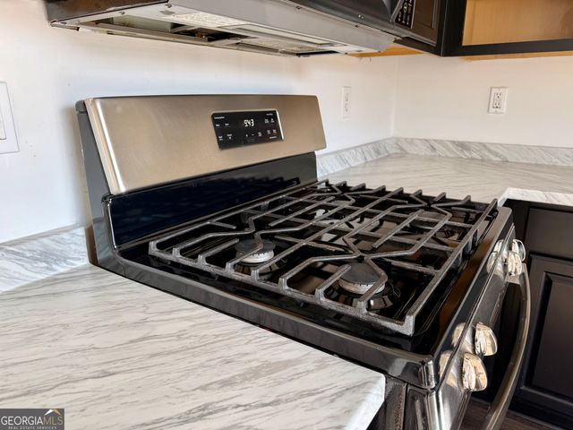 821 Society Court, Woodstock, GA 30188