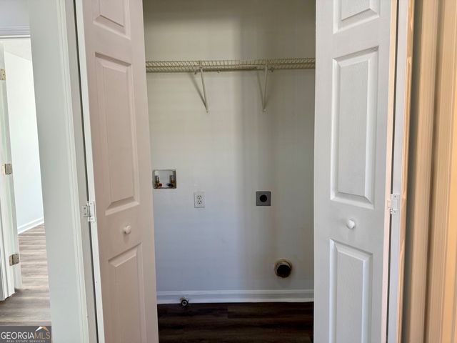 821 Society Court, Woodstock, GA 30188