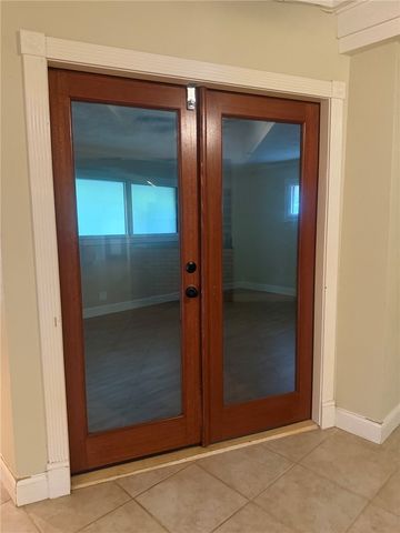 302 Montclair Dr, Corpus Christi, TX 78412