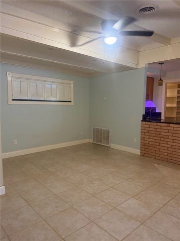 302 Montclair Dr, Corpus Christi, TX 78412