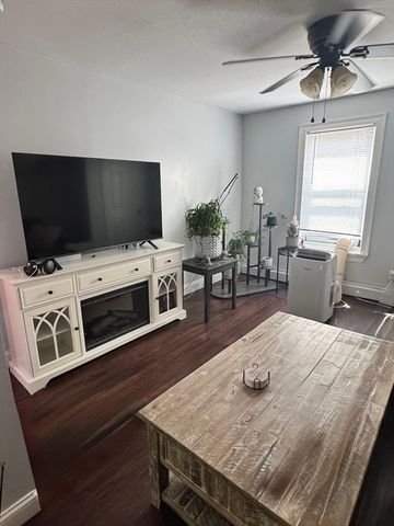 20 Foley St 2, Attleboro, MA 02703