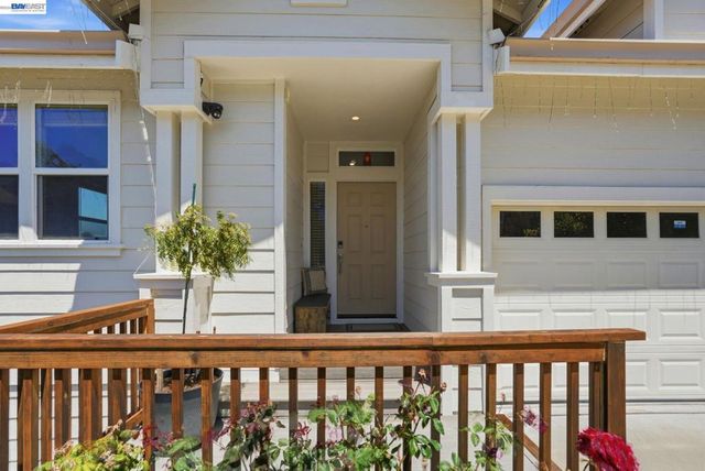 857 Bridgeway Cir, El Sobrante, CA 94803