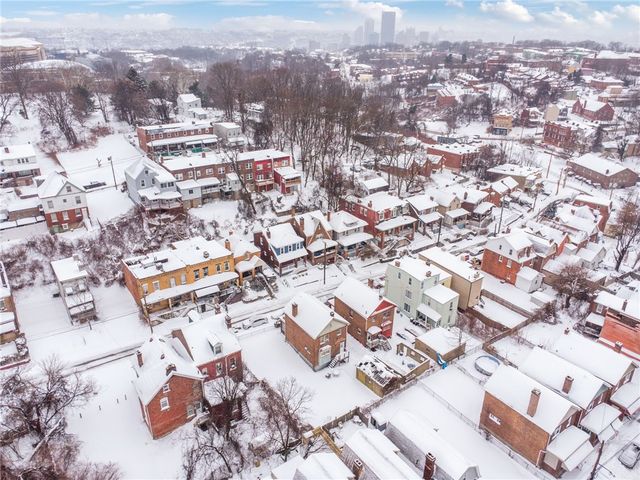 745 Anaheim St, Hill District, PA 15219