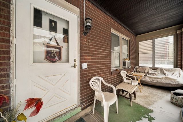 745 Anaheim St, Hill District, PA 15219