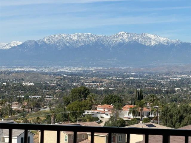 16765 La Bella Villa, Riverside, CA 92503