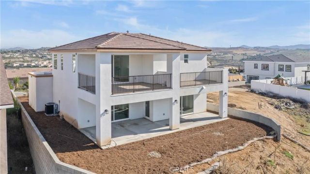 16765 La Bella Villa, Riverside, CA 92503