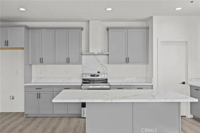 16765 La Bella Villa, Riverside, CA 92503