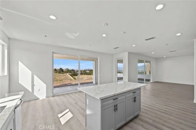 16765 La Bella Villa, Riverside, CA 92503