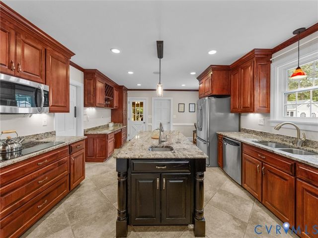 13099 Cedon Rd, Ashland, VA 23005