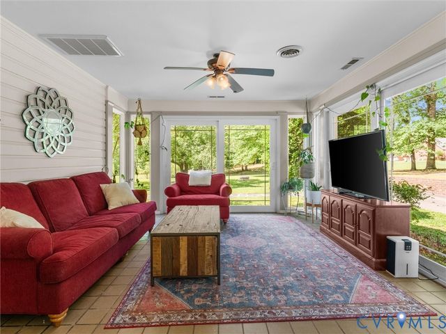13099 Cedon Rd, Ashland, VA 23005