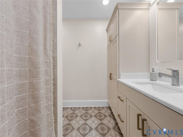 13099 Cedon Rd, Ashland, VA 23005