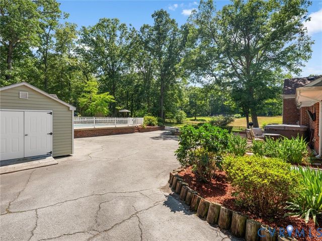 13099 Cedon Rd, Ashland, VA 23005