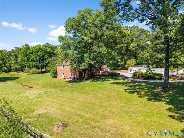 13099 Cedon Rd, Ashland, VA 23005