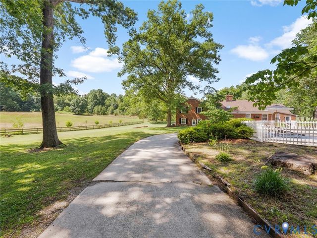 13099 Cedon Rd, Ashland, VA 23005