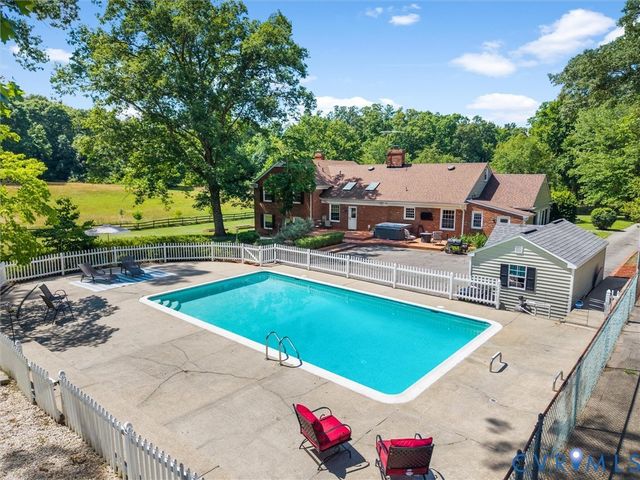 13099 Cedon Rd, Ashland, VA 23005