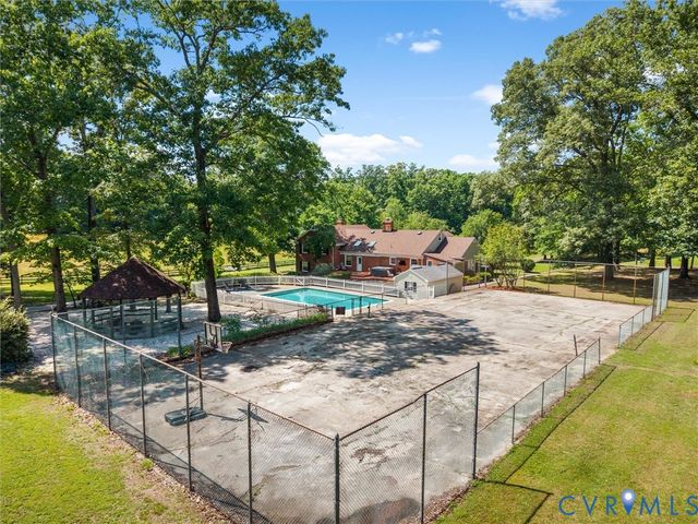 13099 Cedon Rd, Ashland, VA 23005