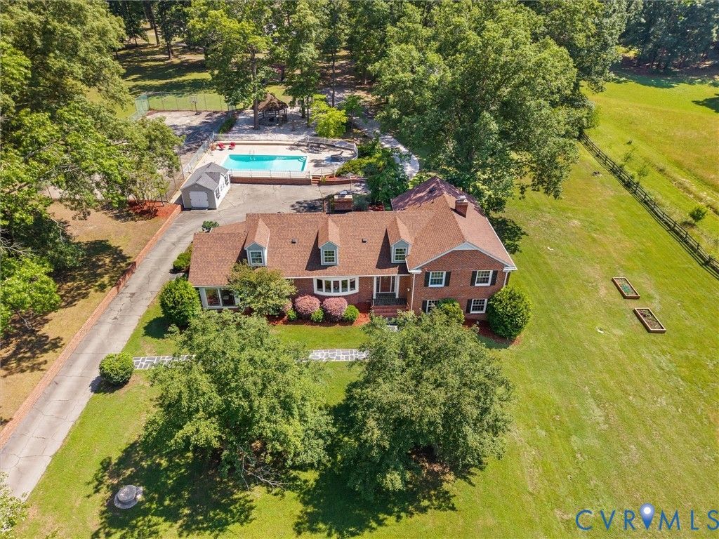 13099 Cedon Rd, Ashland, VA 23005