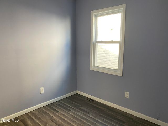 1027 2nd Avenue, Schenectady, NY 12303
