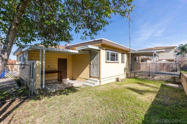 737 Laguna Avenue, El Cajon, CA 92020