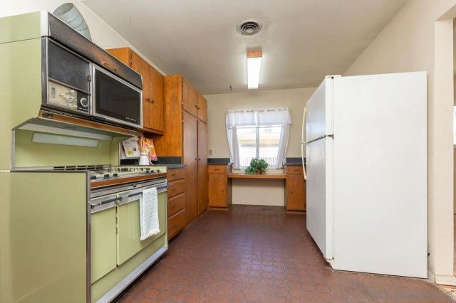 737 Laguna Avenue, El Cajon, CA 92020