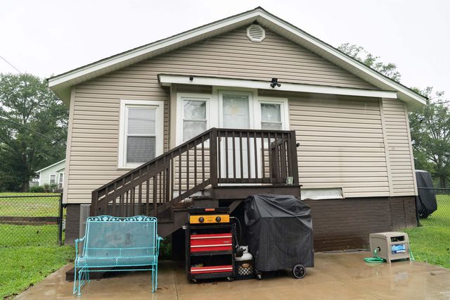 24 1st Street, Inman, SC 29349