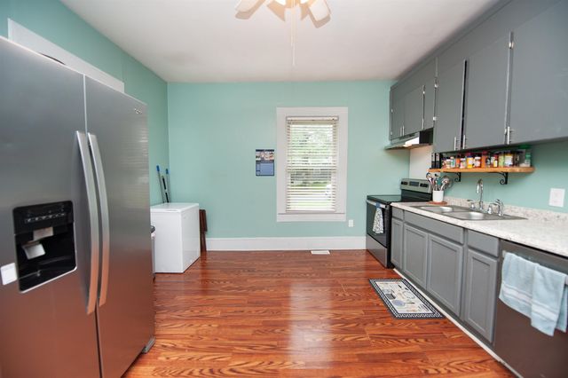 24 1st Street, Inman, SC 29349
