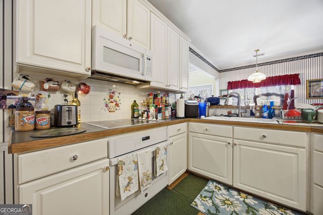 1948 Trestlebrook Way, Buford, GA 30519